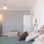 Lovely With Garden And Tank Pool Near The Apartamento