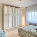 Lovely With Garden And Tank Pool Near The Apartamento