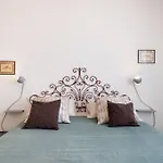 Lovely With Garden And Tank Pool Near The Apartamento Capannori