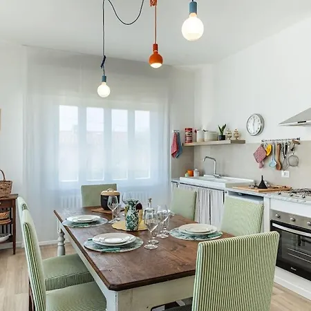 Lovely With Garden And Tank Pool Near The Appartamento Capannori