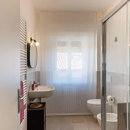 Lovely With Garden And Tank Pool Near The *