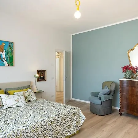 Lovely With Garden And Tank Pool Near The