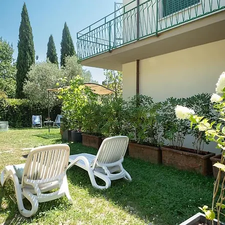 Lovely With Garden And Tank Pool Near The Appartamento *